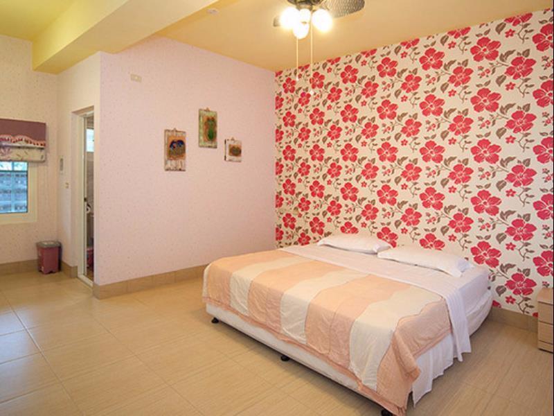 Family Pottery Bed & Breakfast Hengchun Exterior photo