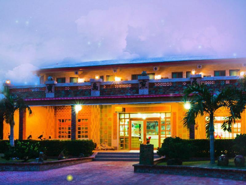 Family Pottery Bed & Breakfast Hengchun Exterior photo