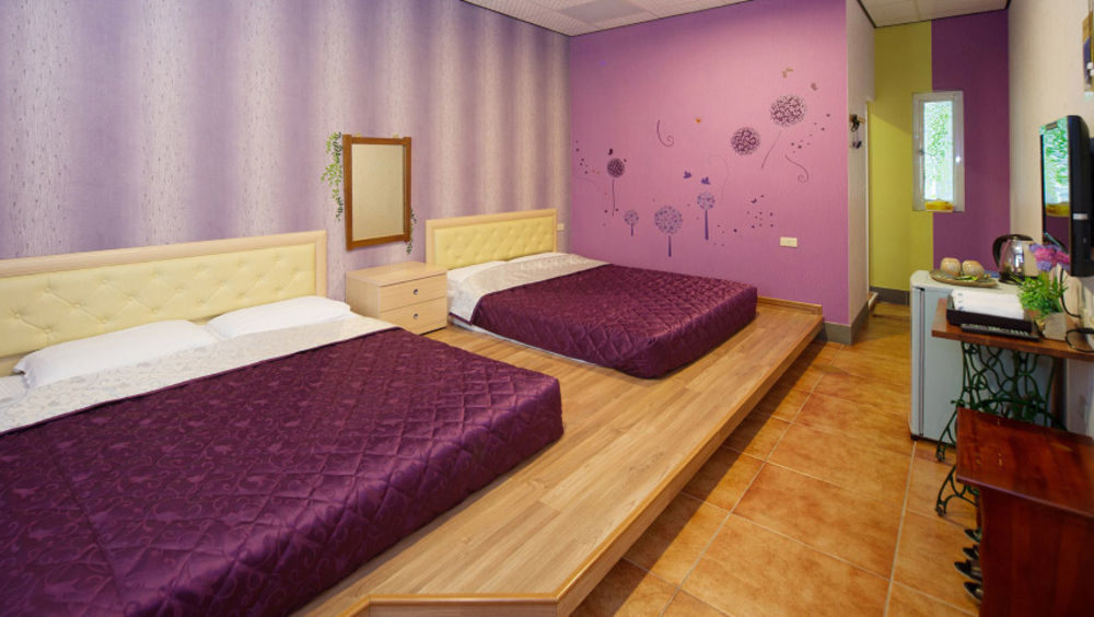 Family Pottery Bed & Breakfast Hengchun Exterior photo